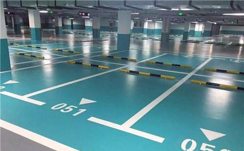 昭苏昭苏环氧地坪中涂：构筑坚固地面的关键环节